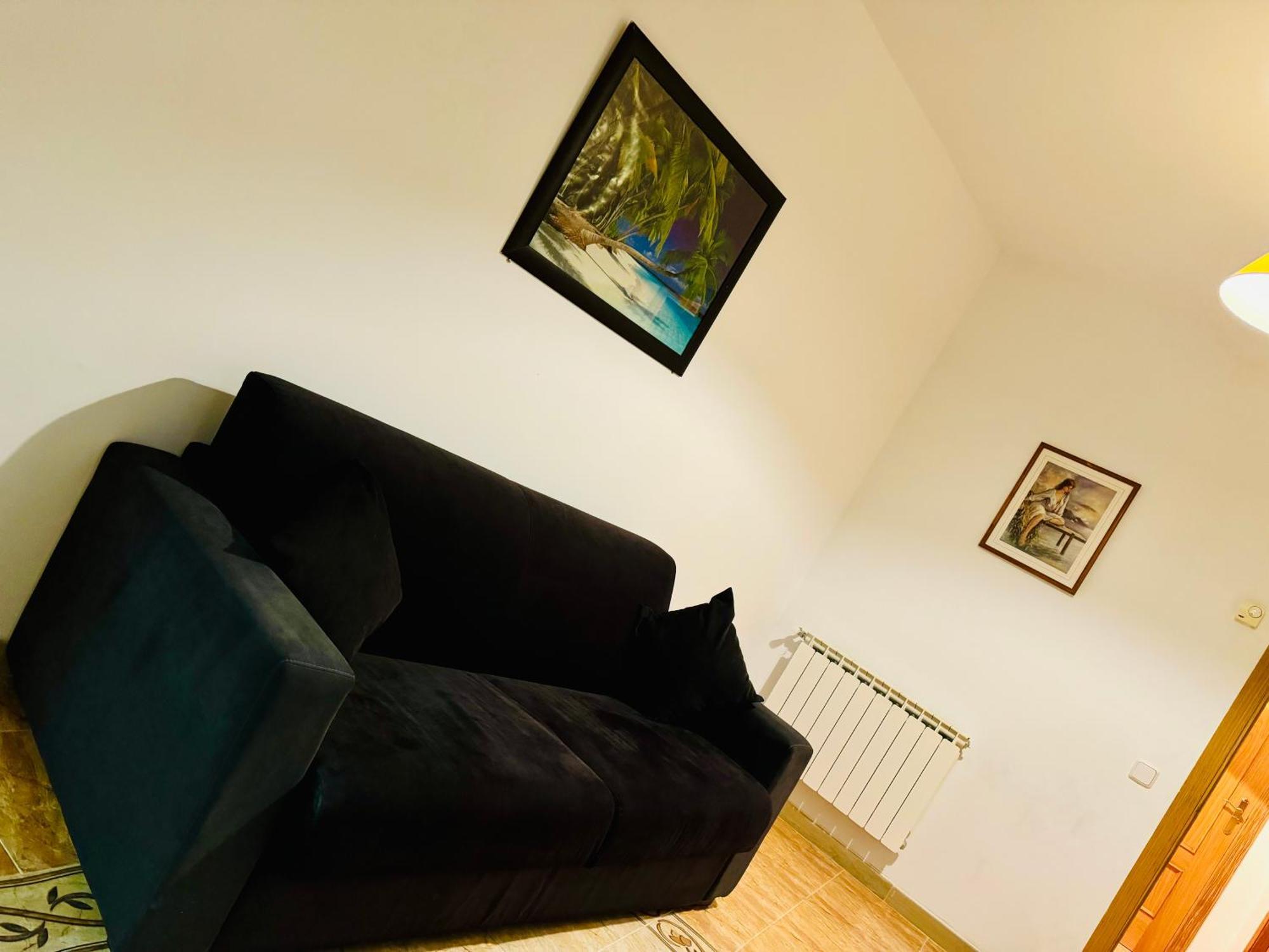 Pisos Familiares Barajas Apartment Madrid Exterior photo